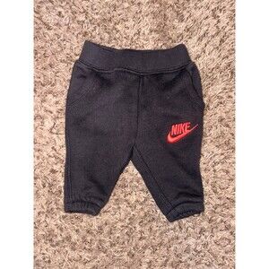 Baby Girl Nike sweatpants‎ 0/3 months EUC